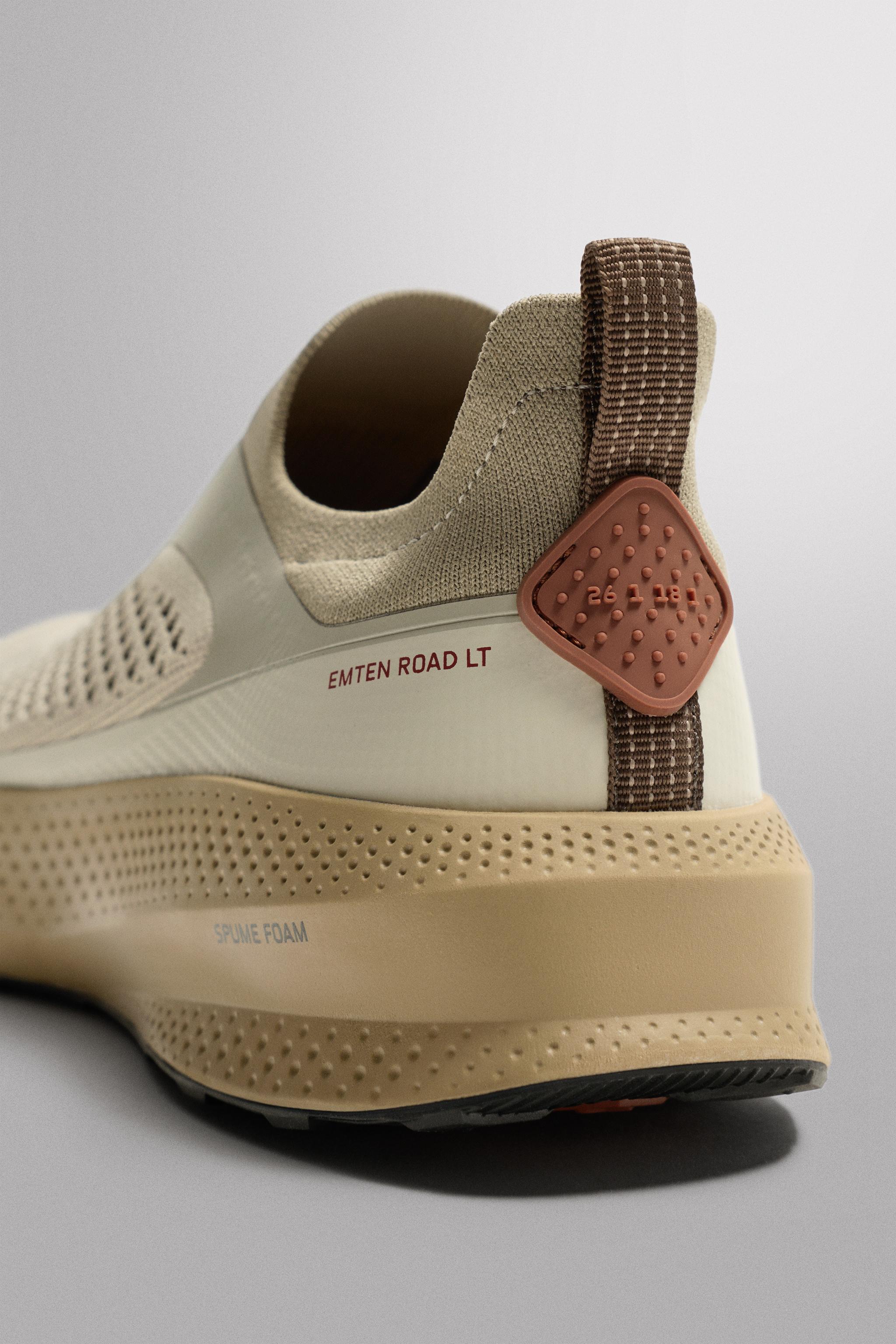 BASKET DE TRAIL SANS LACETS